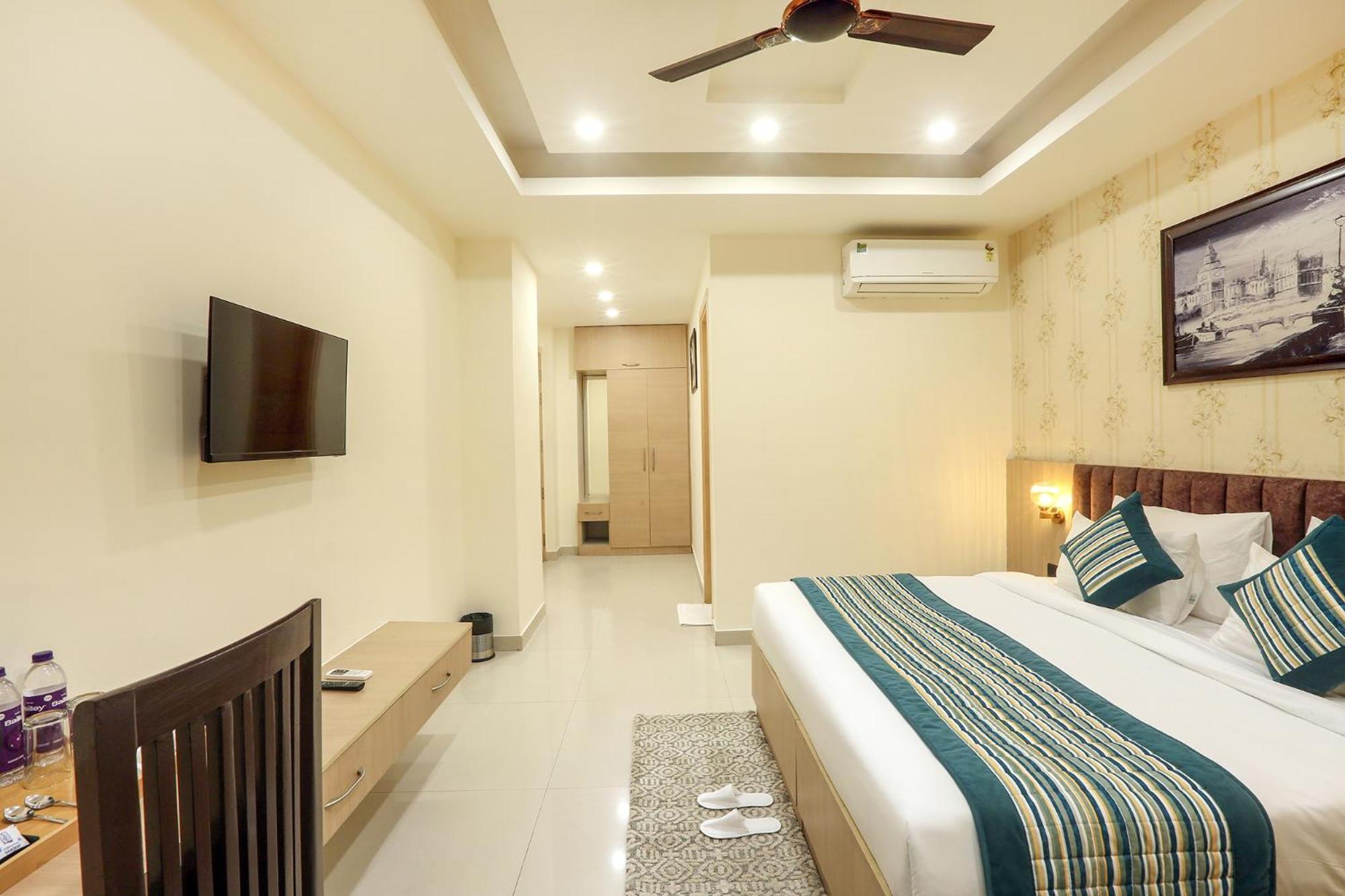 Hotel Green Lotus Luxe Gurgaon Exterior foto
