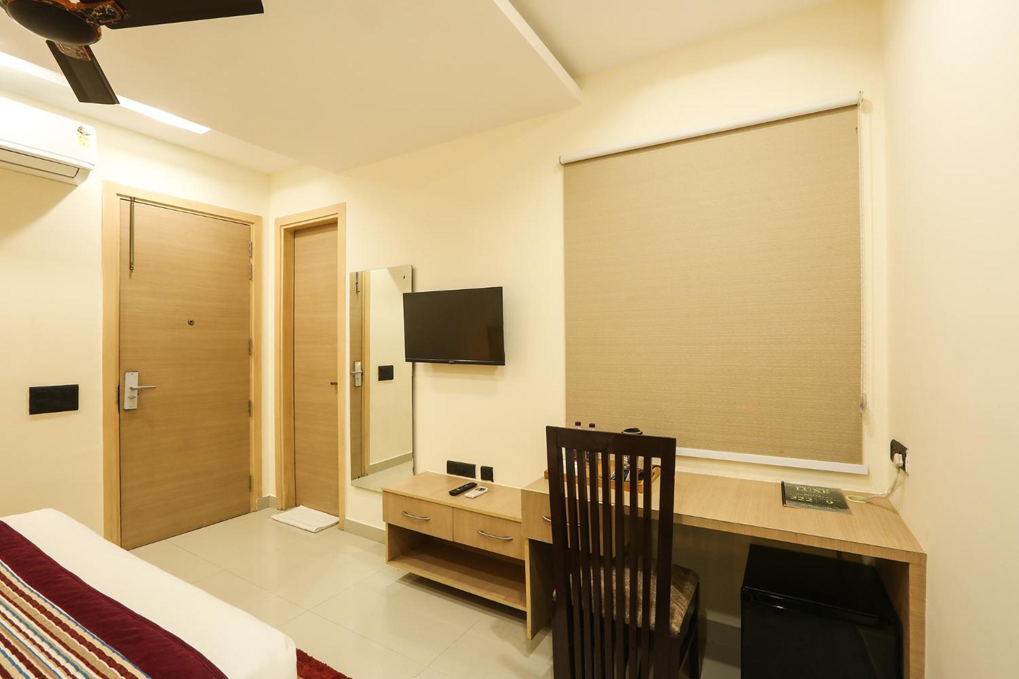 Hotel Green Lotus Luxe Gurgaon Exterior foto