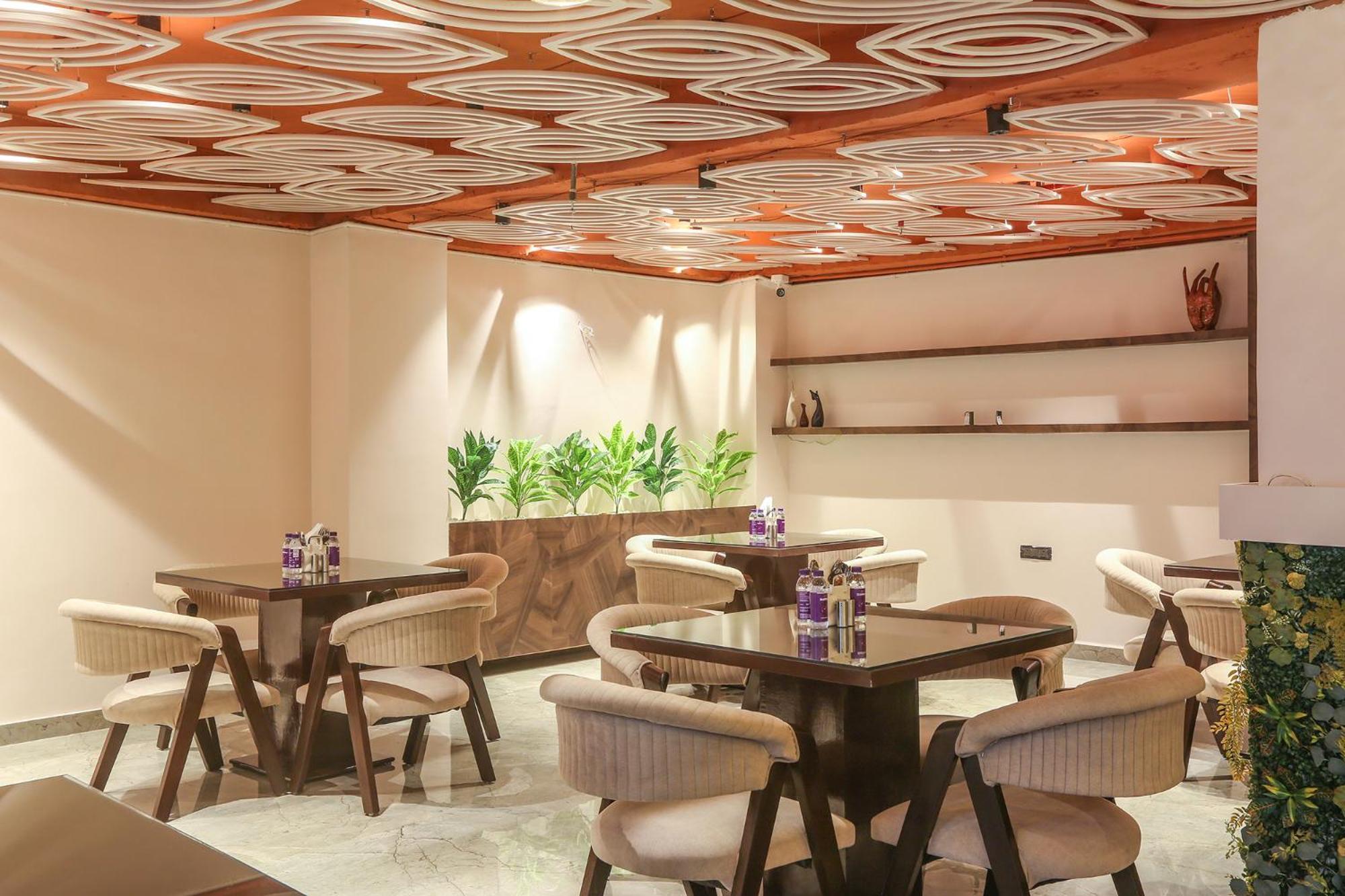 Hotel Green Lotus Luxe Gurgaon Exterior foto